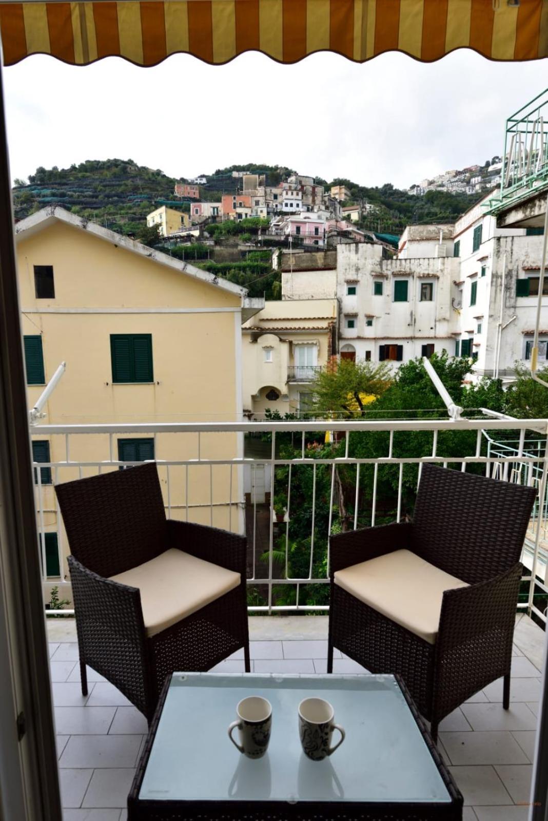 Floral Holiday Minori Exterior foto